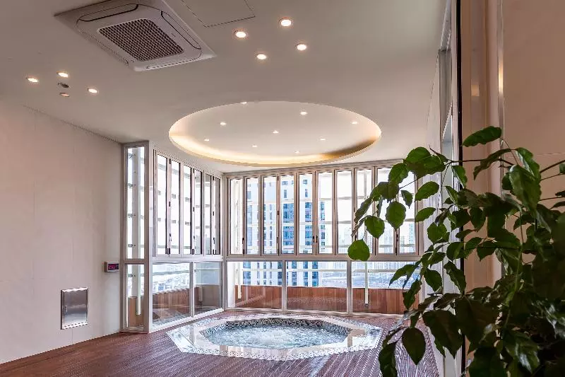 Centum Premier
