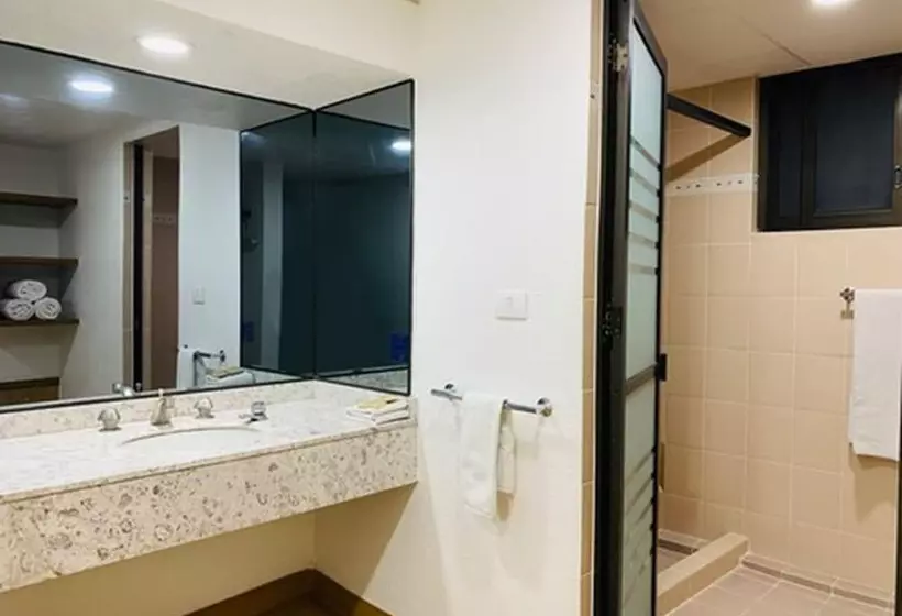 Fotos del hotel San Lucas:  2