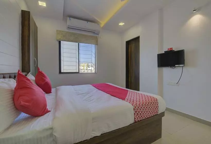 Fotos del hotel Oyo 17036 Rk S Regency:  11