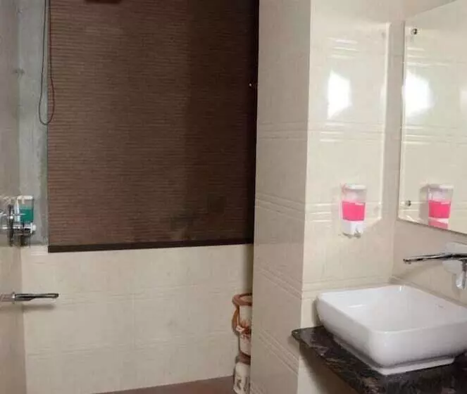 Fotos del hotel Shivaay Grand:  14