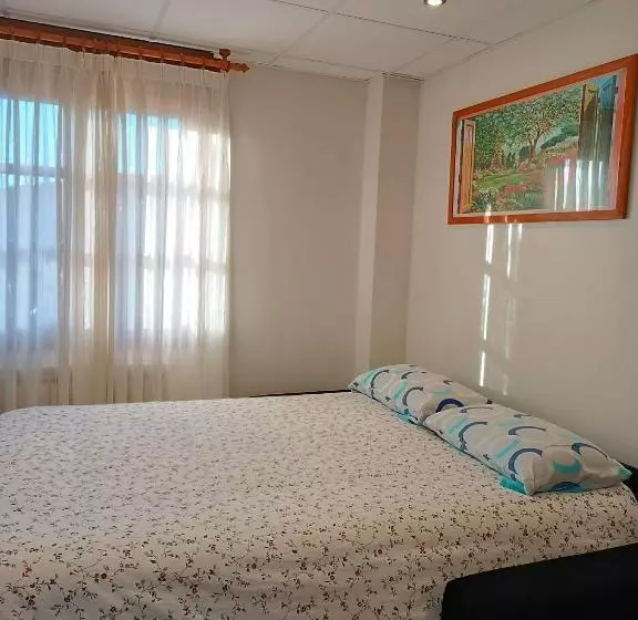 Fotos del hotel Rural Foncubierta:  13
