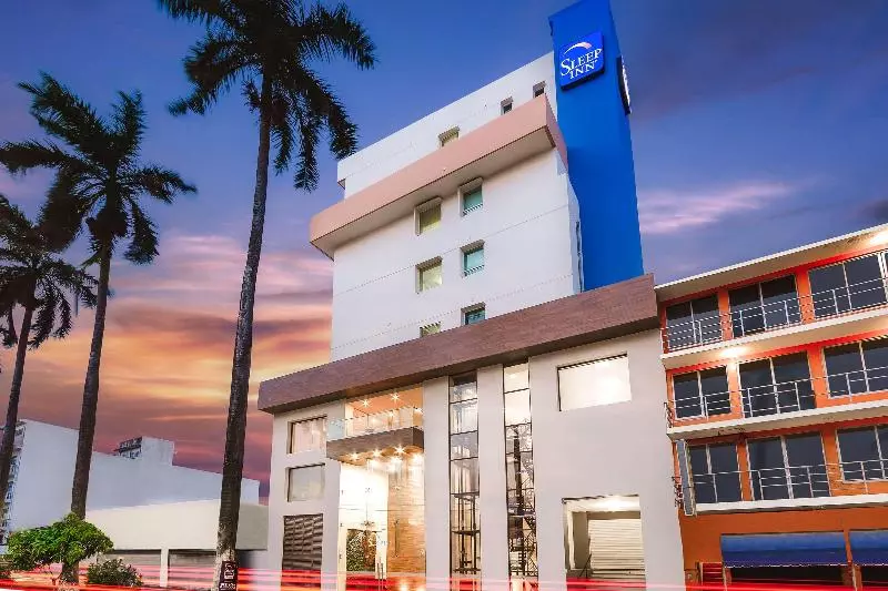 Fotos del hotel Sleep Inn Villahermosa:  15