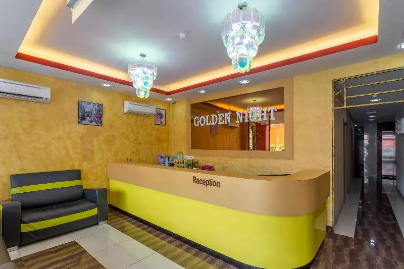 Fotos del hotel Golden Night:  4