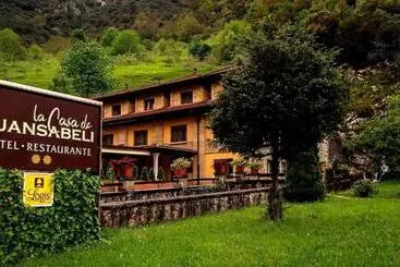 Logis Hotel Restaurante La Casa De Juansabeli - Arenas de Cabrales