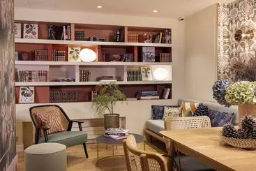 بيست ويسترن لو جاردان دي كلوني - باريس