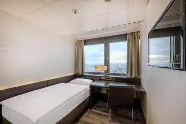 Park Inn By Radisson Berlin Alexanderplatz - Berlin