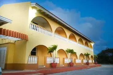 Coconut Inn - Oranjestad