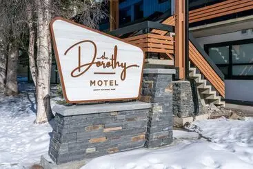 The Dorothy Motel - Banff