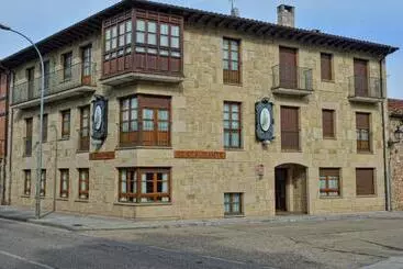 Rural La Corte De Los Pinares - Vinuesa