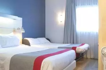 Holiday Inn Express Molins De Rei, An Ihg - Molins de Rei