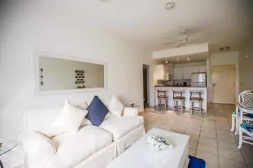 Ports Of Call Resort - Grace Bay