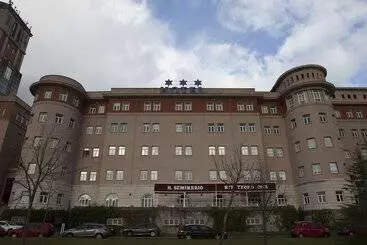 Seminario Aeropuerto Bilbao - Derio