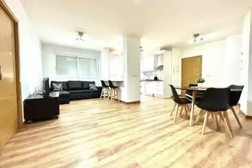 Plaza Europa Más Que Apartamentos - El Ral
