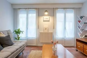 Céntrico Y Tranquilo Apartamento - Bermeo