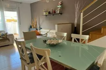 Cozy Beach House With Pool & Bbq - Cubelles