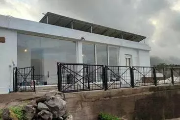 La Cuadra De Juan - La Frontera