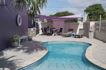 Cadushi Apartments - Oranjestad