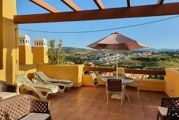 Seaview A Spectacular 3 Bed 3 Bathroom Penthouse - Manilva