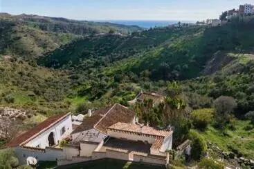 Charming Casa With Large Terrace And Sea View, 30 Minutes From Malaga - Moclinejo
