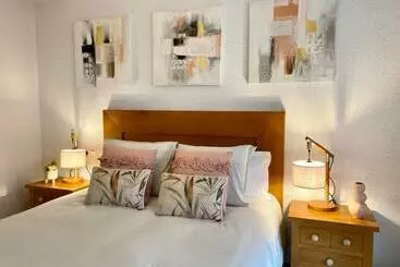 Andainas Apartamentos Turísticos F - Milladoiro