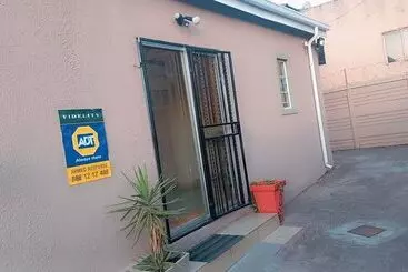 Milly Guest House Jhb - Johannesburg
