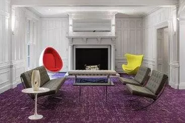 Maverick Suites At 28 Fenway - Бостон