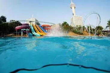 Lk Grand Empire - Pattaya