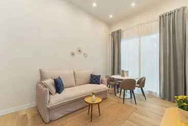 Urania Cadiz Apartments - Cádiz