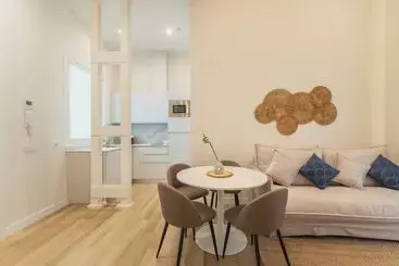 Urania Cadiz Apartments - Cádiz