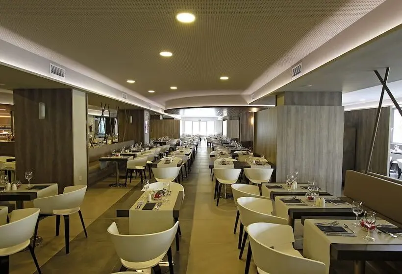 Fotos del hotel Tonga Tower Design  & Suites:  6