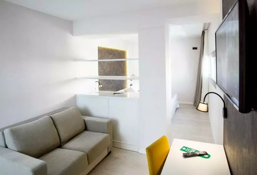 Fotos del hotel Benidorm Centre - Adults Only:  25