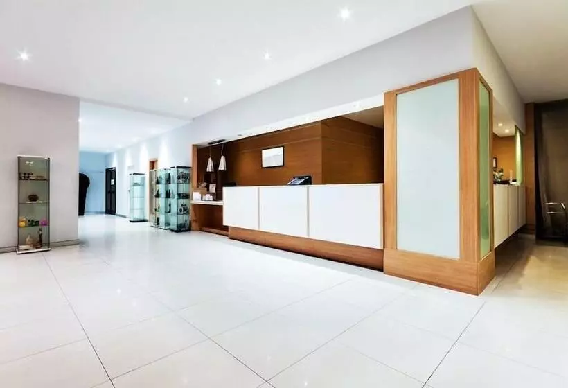 Fotos del hotel Fontana Plaza:  3