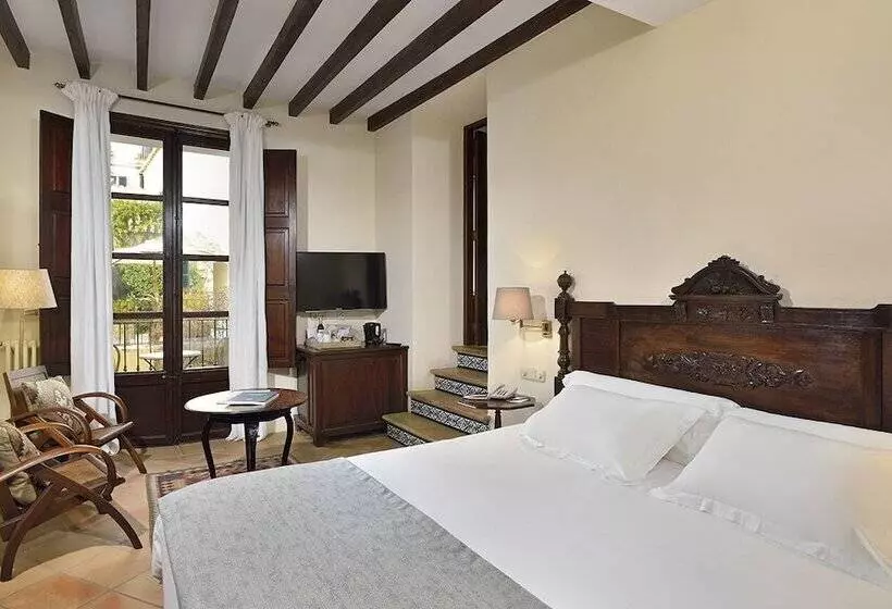 San Lorenzo – Adults Only