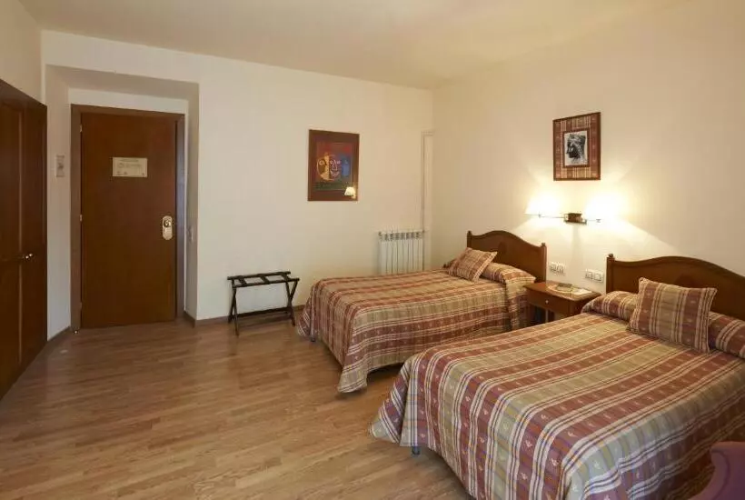 Fotos del hotel Abat Cisneros Montserrat:  15