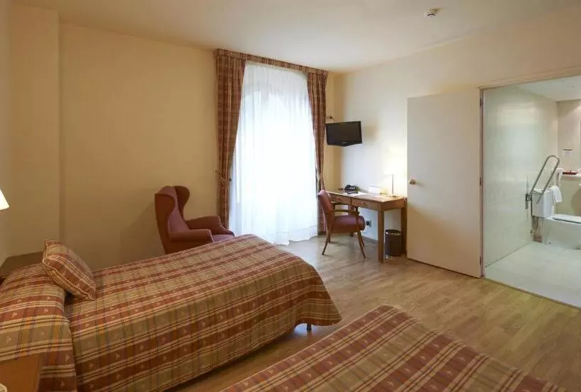 Fotos del hotel Abat Cisneros Montserrat:  12