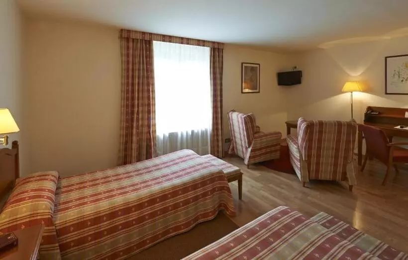 Fotos del hotel Abat Cisneros Montserrat:  18