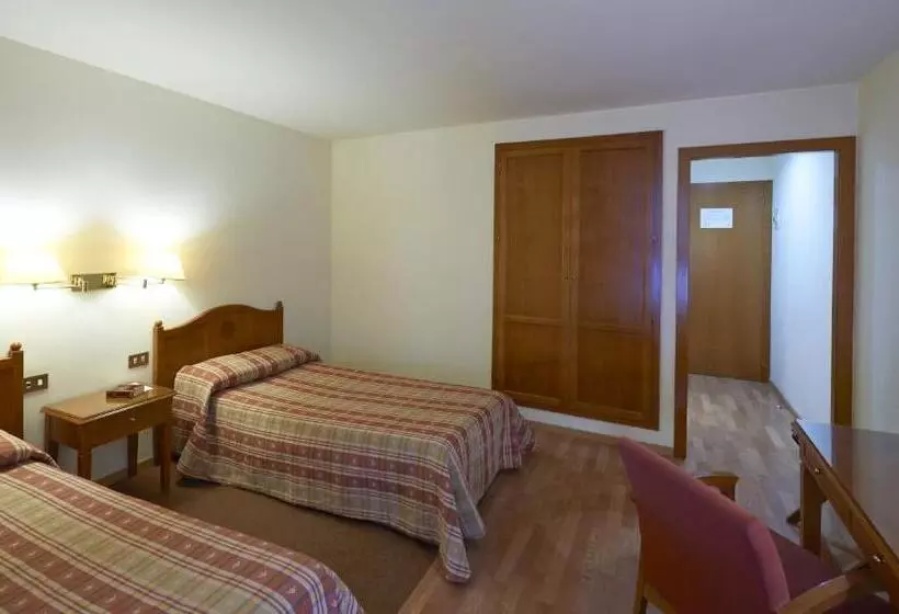 Fotos del hotel Abat Cisneros Montserrat:  7