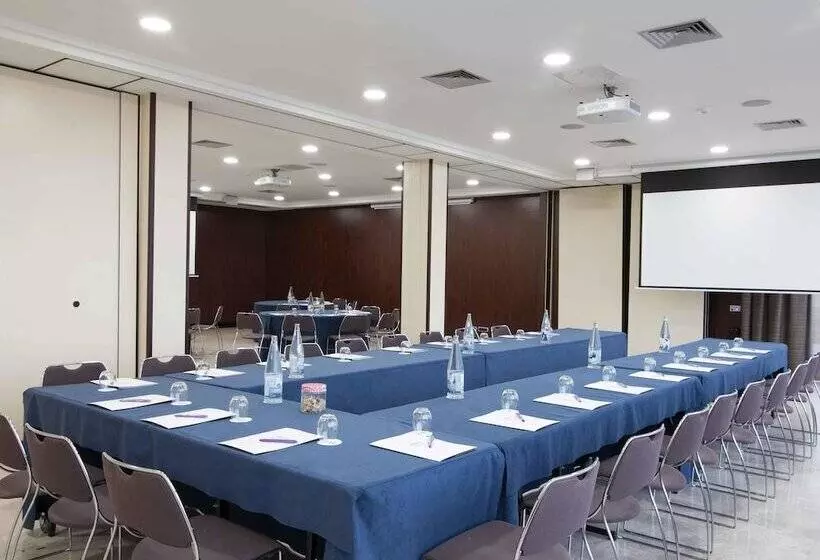 Fotos del hotel Augusta Barcelona Vallès:  1