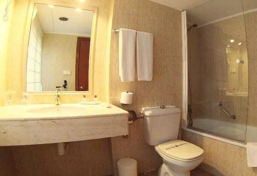Fotos del hotel Avenida Plaza:  11
