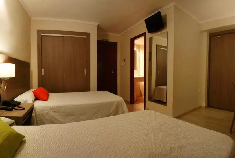 Fotos del hotel Avenida Plaza:  21