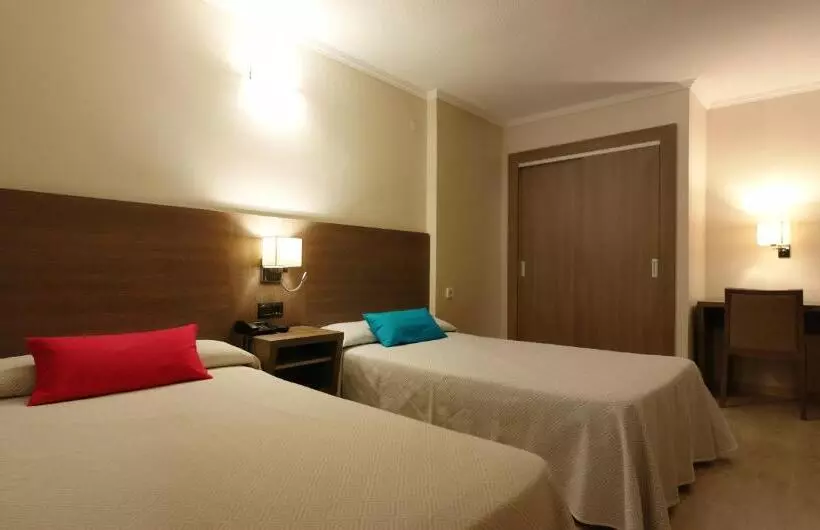 Fotos del hotel Avenida Plaza:  6