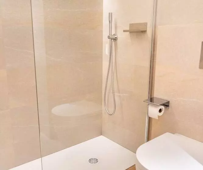 Fotos del hotel Caledonian:  6