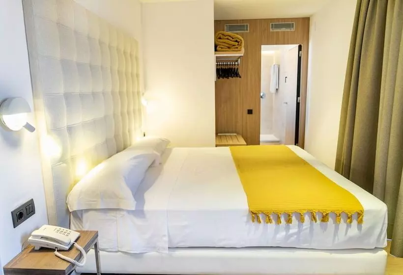 Fotos del hotel Caledonian:  7