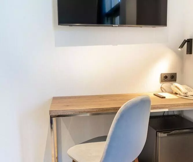 Fotos del hotel Caledonian:  24