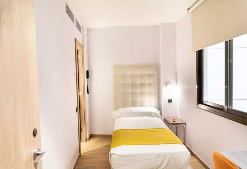 Fotos del hotel Caledonian:  5