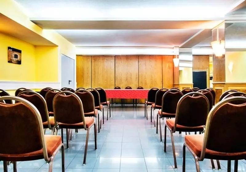 Fotos del hotel Hotel Alcarria:  6