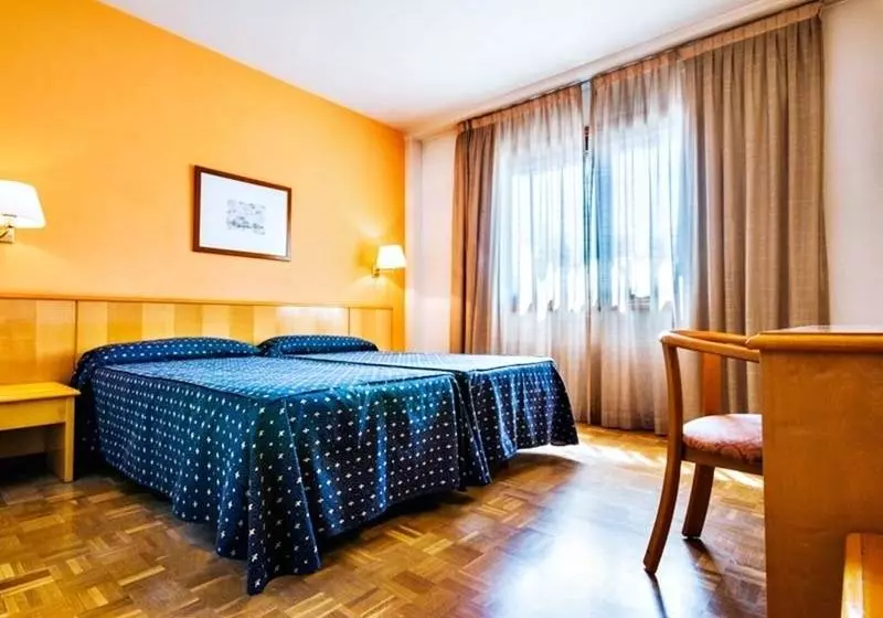 Fotos del hotel Hotel Alcarria:  8