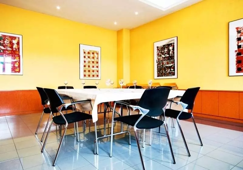 Fotos del hotel Hotel Alcarria:  10