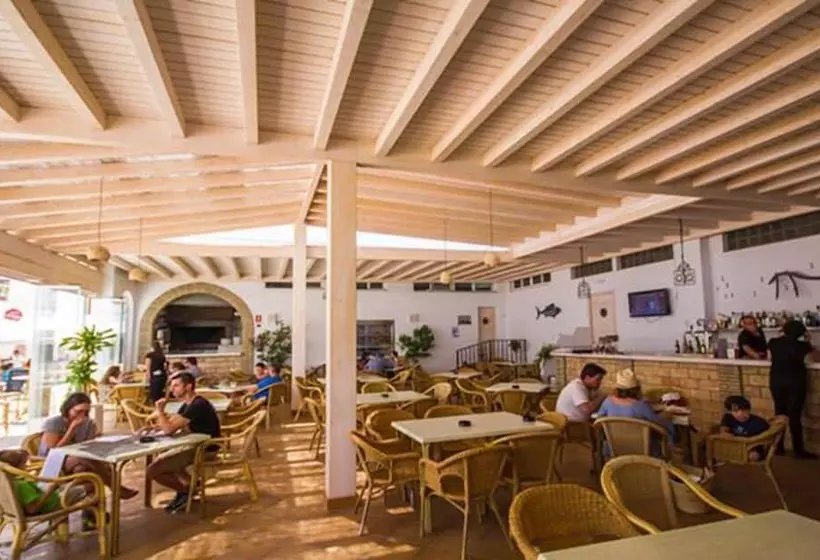 Fotos del hotel Doña Lola Zahara:  15