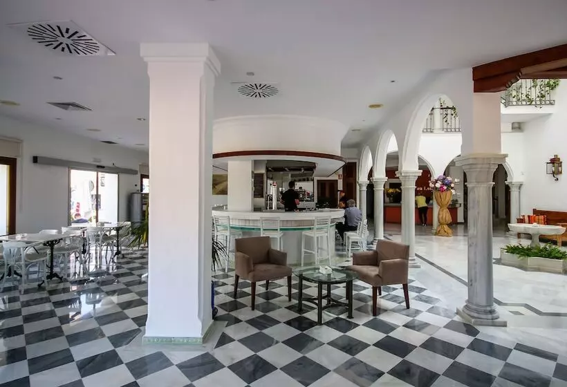 Fotos del hotel Doña Lola Zahara:  19